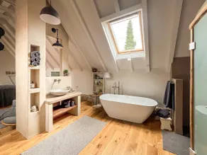 Stylish country house idyll with garden & sauna - Image 2