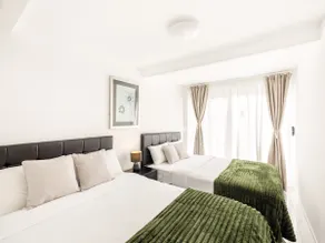 Modern Studio Retreat in Heart of Sunnybank - Image 2
