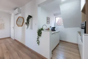 New and modern apartment fully equipped - Image 3