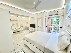 Goa’s First 2D style Airbnb | Black & White Studio - Image 4