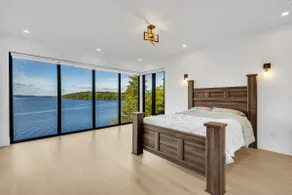 Lakefront w/ HotTub + Jacuzzi+ Kayaks + Game Room - Image 5