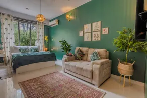 The Tropical Studio | 5 mins to Beach - Image 2