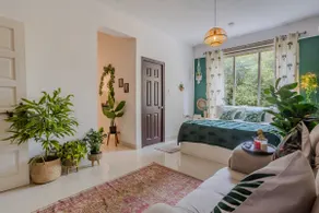 The Tropical Studio | 5 mins to Beach - Image 3