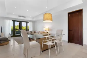 Luxurious beachy chic villa at the Four Seasons in Bahia Beach - Image 3