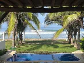 Beautiful beachfront house - Image 2