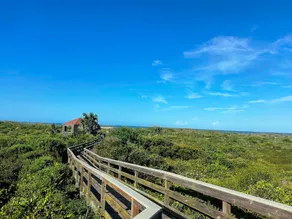 2/2 Oceanview Condo/Beach Access/Pools - Image 3