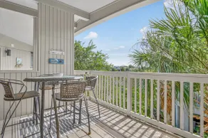 2/2 Oceanview Condo/Beach Access/Pools - Image 2