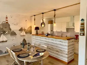 Large 2-bedroom apartment with rooftop terrace overlooking the port / 3-star French rating - Image 4