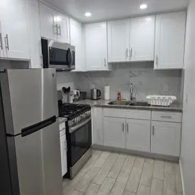 Hightland 1BR Cozy stay 05 - Image 5