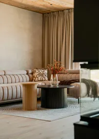 2 Peaks B2 Southern Horizon Suite - Image 5