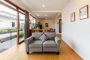 1BR Apartment, 8 mins to Airport, Transit, Private - Image 3