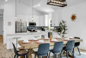 5 Bedroom Beach Retreat| GameArea|HotTub|Sleeps 14 - Image 5