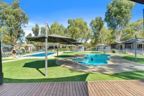 Ingenia Three Bedroom Riverview Villa - Image 5