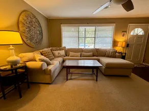 Old town Bluffton Charm, Best Location Calhoun St. - Image 3