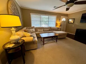 Old town Bluffton Charm, Best Location Calhoun St. - Image 5