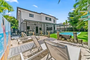 Tropical Miami 5BR Retreat • Game Room • Pool_BBQ - Image 2