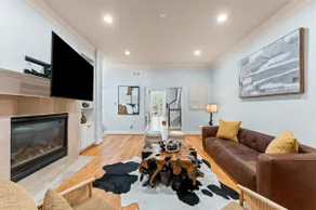 Heated Pool in Montrose | Walk to Dining| Sleeps 8 - Image 2