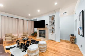 Heated Pool in Montrose | Walk to Dining| Sleeps 8 - Image 4