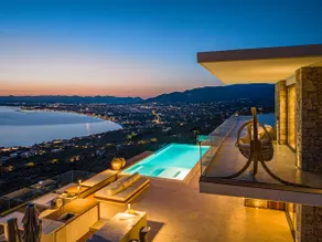 Private Villa Messinia w/ Infinity Pool & Sea View - Image 3