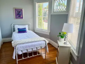 Historic Purple Paradise 3Bdrm in Downtown Roanoke - Image 3