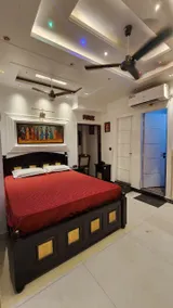 Perfect Affordable Living Space Golf Course Road - Image 5