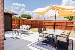 Large 3-Bd Home Garage Access | Sleeps 8 Guests - Image 3