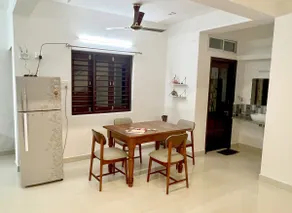 Nisarg Homestay with Kitchen Dinning - Image 4