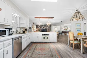 Charming Home w/ Sunroom, King Bed & Playground - Image 5
