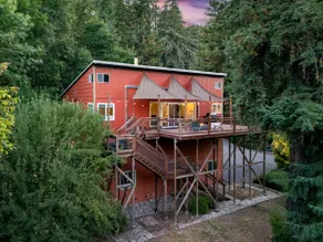 River Rose: riverfront, private beach, fire pit - Image 4