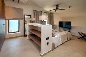 AÁSHNA Suites and Residences - Image 4