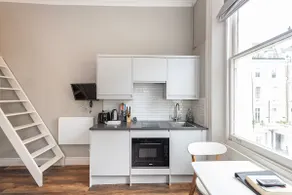 Marvellous Notting Hill Studio - Image 5