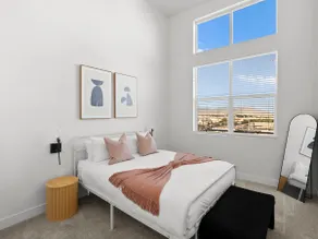 Balcony & Beautiful Mountain View + Free Parking - Image 3