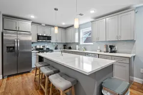 Modern 3BR w/ King • Near Park - Image 2