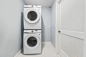 Modern 3BR w/ King • Near Park - Image 5