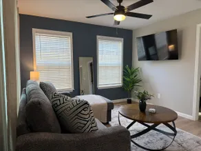 Modern, Stylish 2BR Retreat - Uptown CLT - Image 3