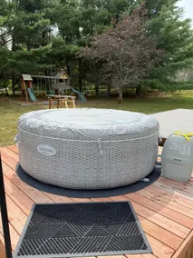 Beaverdam Lakehouse with Seasonal Hot Tub - Image 5