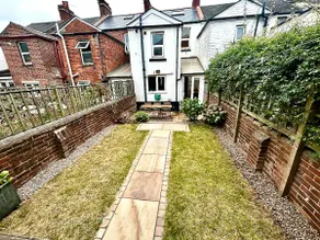 Nomi Homes - Okehampton Place - Exeter - Sleeps 7 - Image 4