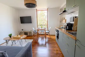 The Bright Cocoon • Near Paris • 3 min from the metro - Image 2