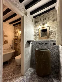 Stone House - Image 2