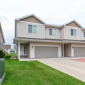 3BR I King, Patio, Garage, Self-Checkin, Smart TVs - Image 3