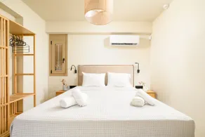 Villa Thalassa & Villa Elia - Luxury Villas with Private Heated Pool - Image 2