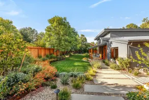 Boulder Indoor-Outdoor Oasis - Image 5