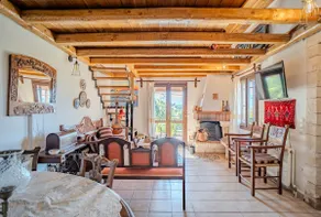 Traditional Art House Armenoi - Image 5
