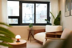 5 minutes from Banwoldang Station/3 queen beds/rooftop/natural light photo shoot/Dongseong-ro - Image 4