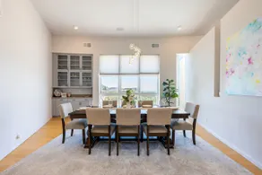 Luxury 4BR Retreat with Mountain views - Image 3