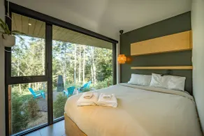 Mist - Modern Micro Chalet Near Quebec City - Image 5