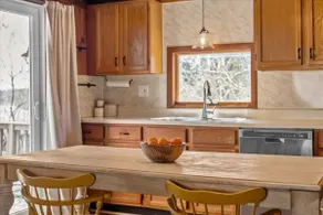 Little Red Cabin - Image 5