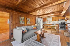 Little Red Cabin - Image 3
