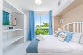 2BR in Hollywood|free parking|pool|balcony - Image 4