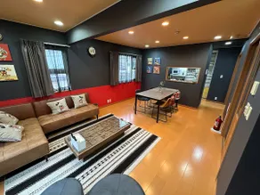 11 minutes by car to Disney! 3-story building with free parking | Rafter Heights, Puraan - Image 4
